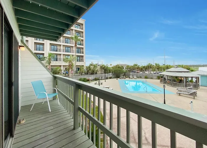 Walk 18 Beachside Pool, King Suite, Walk To Apartment *
